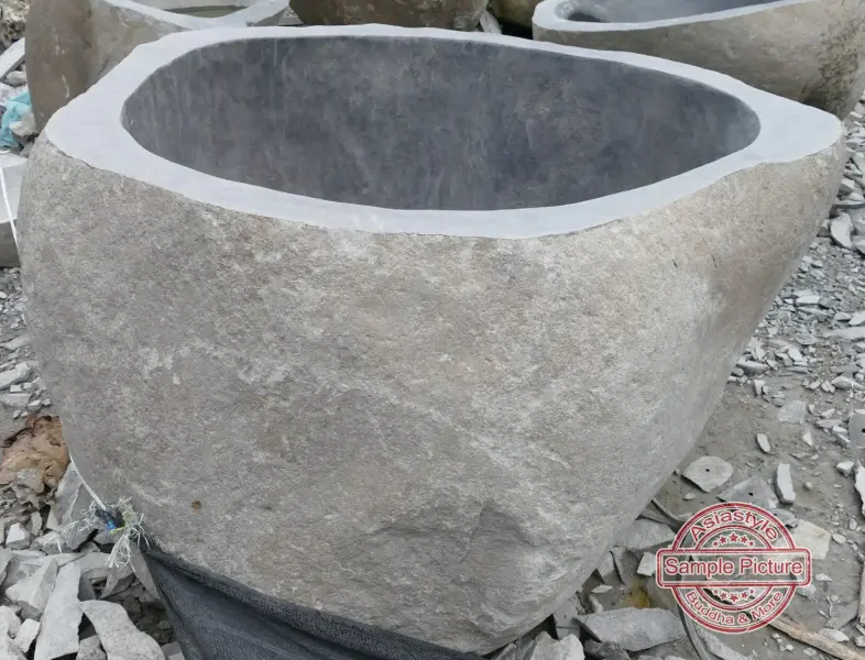 Product image 3 of the product “Riverstone basin, natural surface, polished inside. Dia approx 121-130cm Height 71-80cm ”